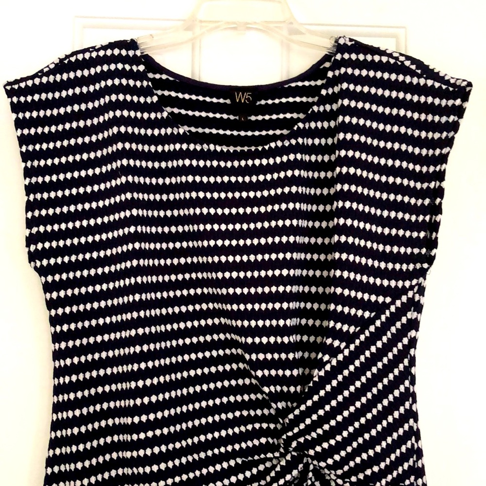 Women’s top by W5.  Size L.  Black and white. - Picture 2 of 6